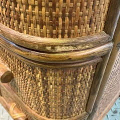 引き取り限定　ラタンチェスト 45×60×108の画像