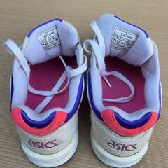 24センチ　ASICSランニングシューズ（USED品）差し上げますの画像