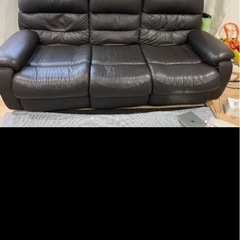 ニトリ 電動リクライニングソファ 3人掛けの画像