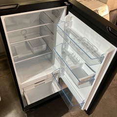 I 2511-390 ハイセンス　ノンフロン冷凍冷蔵庫　HR-G16E2NA 2022年製　動作確認済み　キズ汚れ有りの画像