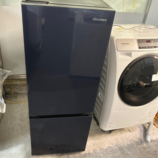 I 2511-390 ハイセンス　ノンフロン冷凍冷蔵庫　HR-G16E2NA 2022年製　動作確認済み　キズ汚れ有り