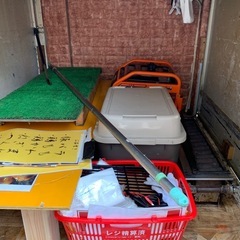 キッチンカー焼き鳥、たこ焼きの画像