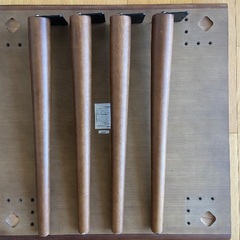 (11/28まで)【1 or 2人用】大塚家具ダイニングテーブル(幅800x奥800x高720、傷あり)の画像