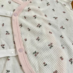 ベビー肌着 2枚セットピンク•さくらんぼ柄の画像