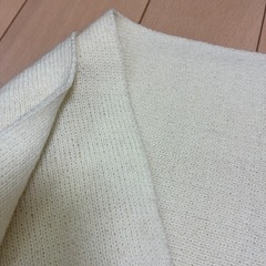 ボンボン付きマフラーの画像