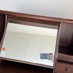勉強机・鏡付き　Study table with a mirror の画像