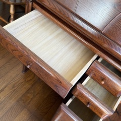 勉強机・鏡付き　Study table with a mirror の画像