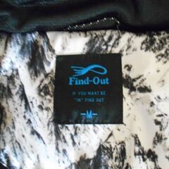 ワークマン Find-Out ウィンタージャンパー ダウン Mサイズ 白黒 試着のみ新品の画像