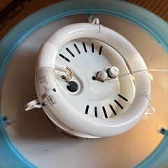 レトロな照明器具　水色　蛍光灯付きの画像