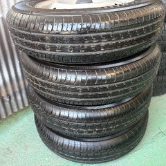 超激安‼️ダイハツ純正 ホイール付き新品タイヤ‼️ 2022年製造 145/80R13 の画像