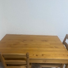 ダイニングテーブル　椅子2脚の画像