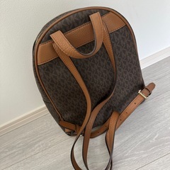 【正規品】👜MICHEAL KORS マイケルコース ブラウンリュックの画像