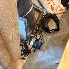 工具、CF、断熱材の画像