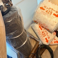 工具、CF、断熱材の画像