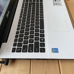 💻ASUS X555L/Windows11/i3-5005U 2.0GHz/RAM12GB/SSD新品256GBの画像