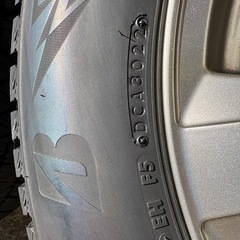 スタッドレスタイヤの画像