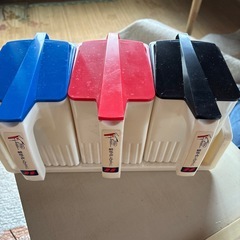 レトロな調味料入れの画像