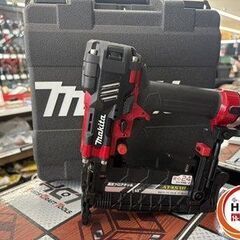 【引取限定】【中古】マキタ AT451H 高圧フロアタッカ 使用ステーブル 4MA線 25~50mm 【ハンズクラフト宮崎新名爪店】の画像