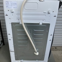 ニトリ　洗濯機　NTR60 22年製6kgの画像