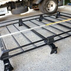 軽自動車のルーフキャリア ８本脚 です。の画像