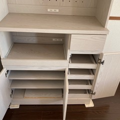 食器棚白　組み立て済　　の画像