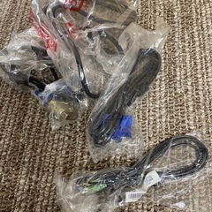 パソコン　ディスプレイの画像