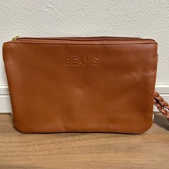 BEAMS 秋冬クラッチバッグの画像