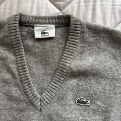 ✨美品 Lacoste 子供セーター グレー 130cmの画像