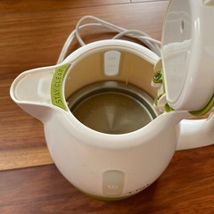 T-fal ケットル　お湯沸かし器の画像