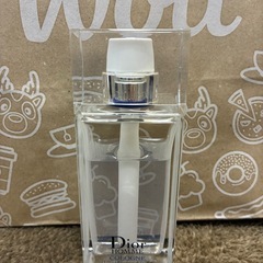DIOR香水、%オイルの画像