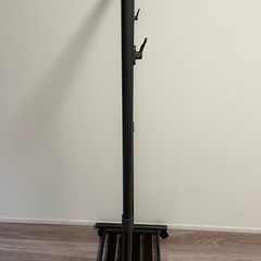 ハンガーラックの画像