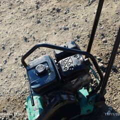 動作確認済み★現状渡しです。ミカサ MVC-50GB プレート 転圧機 60kgプレート コンパクターの画像