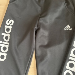 adidas ジャージ150　2点の画像