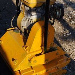 サカイ　PC7BR 77kg　プレートコンパクター　プレートランマーの画像