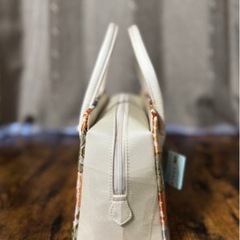 刺繍模様　ボックス型和装用バッグの画像