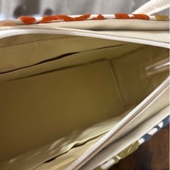 刺繍模様　ボックス型和装用バッグの画像