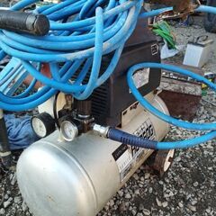 エアコンプレッサー  . 110V  . の画像