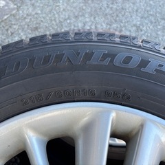 スタッドレスタイヤ　215/60R16 ¥55,000  宮城県・山形県で受け渡し可能の画像
