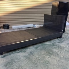 ベットフレームの画像