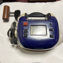シマノ電動リールの画像