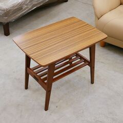 ≪yt2105ジ≫ karimoku カリモク60 サイドテーブル T36200 RWK 幅60cm 奥行40cm ヴィンテージ風/リビングテーブル/おしゃれ/小型/中古家具/宮城県仙台市 071113-02の画像