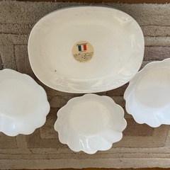 ワイングラス　コレール皿など沢山の画像