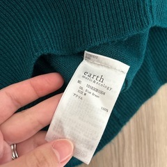 earth music&ecology レディース　ニットの画像