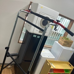 チンニングスタンド　筋トレ　運動　背筋　懸垂　ぶら下がりの画像