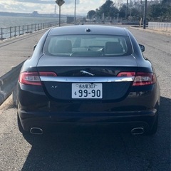 ジャガーXFの画像