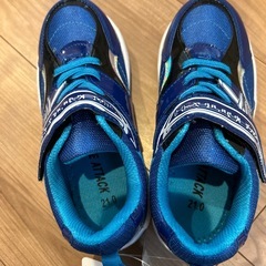 子どもスニーカー新品の画像