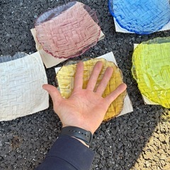 カラフルな小皿セット。の画像