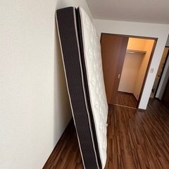 マットレス クイーン（セミシングル×2）の画像