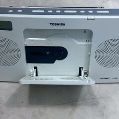 A8303【お買い得商品‼】TOSHIBA 東芝 2012年製 CDラジオ ラジカセ ラジオカセット TY-CR20の画像