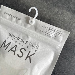 新品未開封ユニクロ　エアリズムマスク　（ホワイト
）の画像